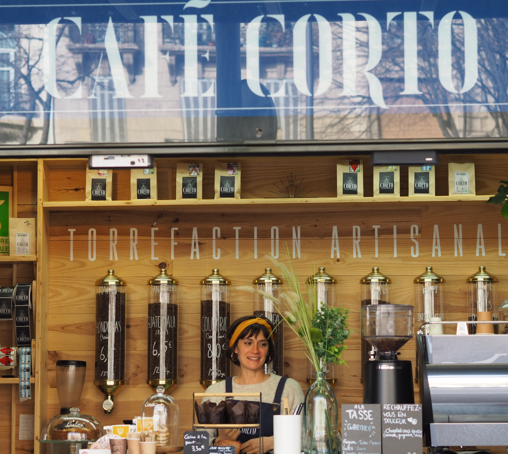Café Corto : Design du Kiosque - Fondement Design
